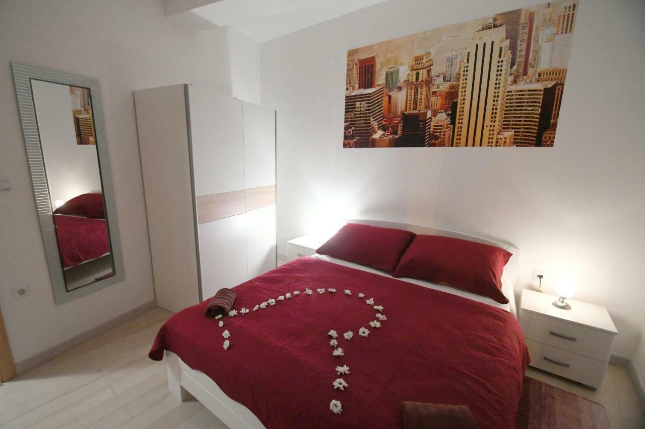 Apartment Libra With Sea View Opatija Eksteriør billede