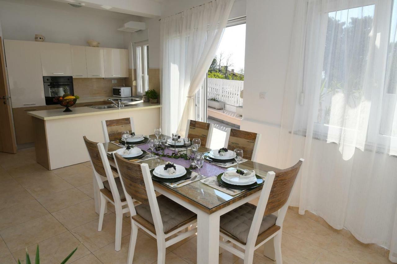 Apartment Libra With Sea View Opatija Eksteriør billede