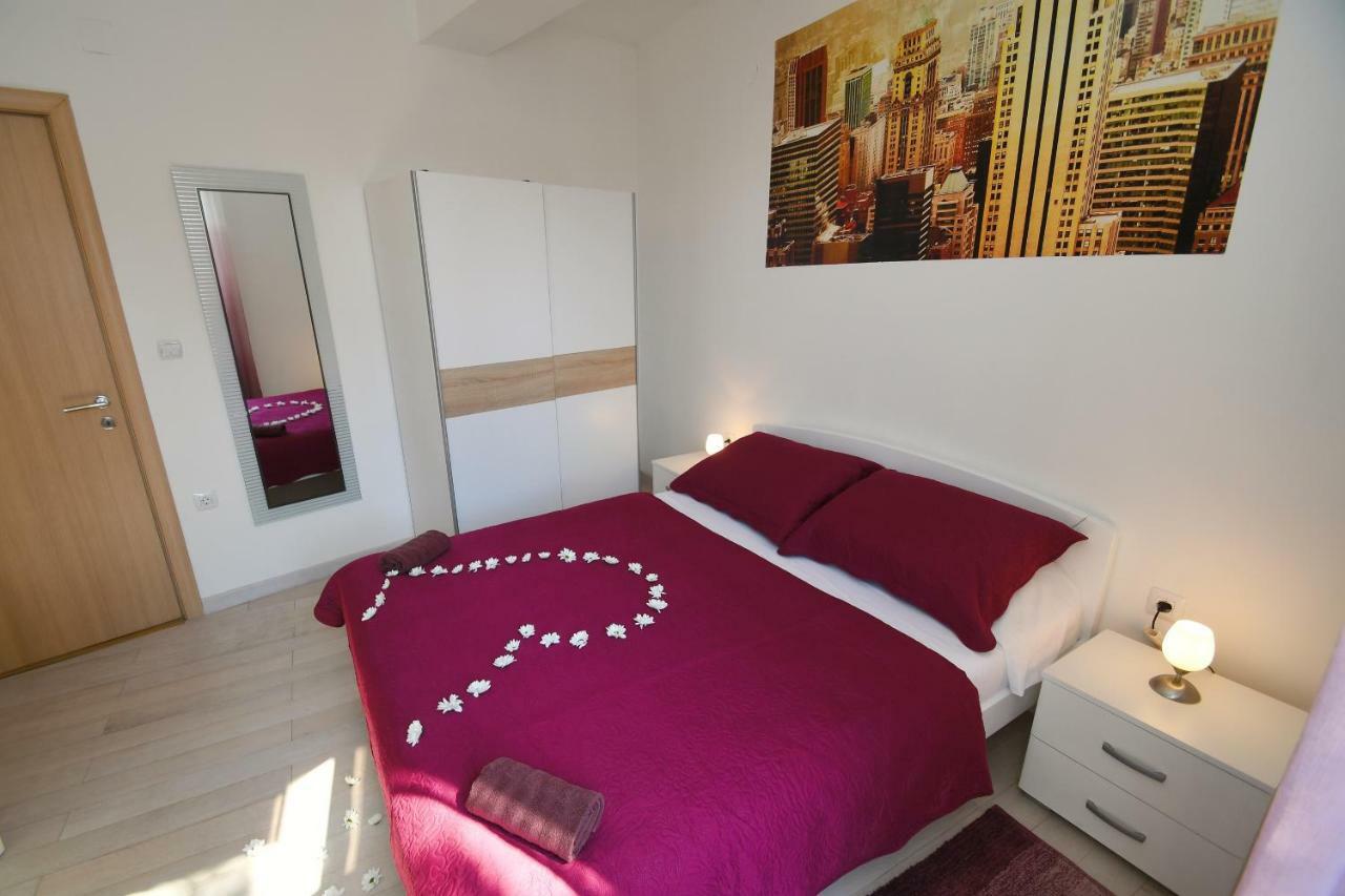 Apartment Libra With Sea View Opatija Eksteriør billede