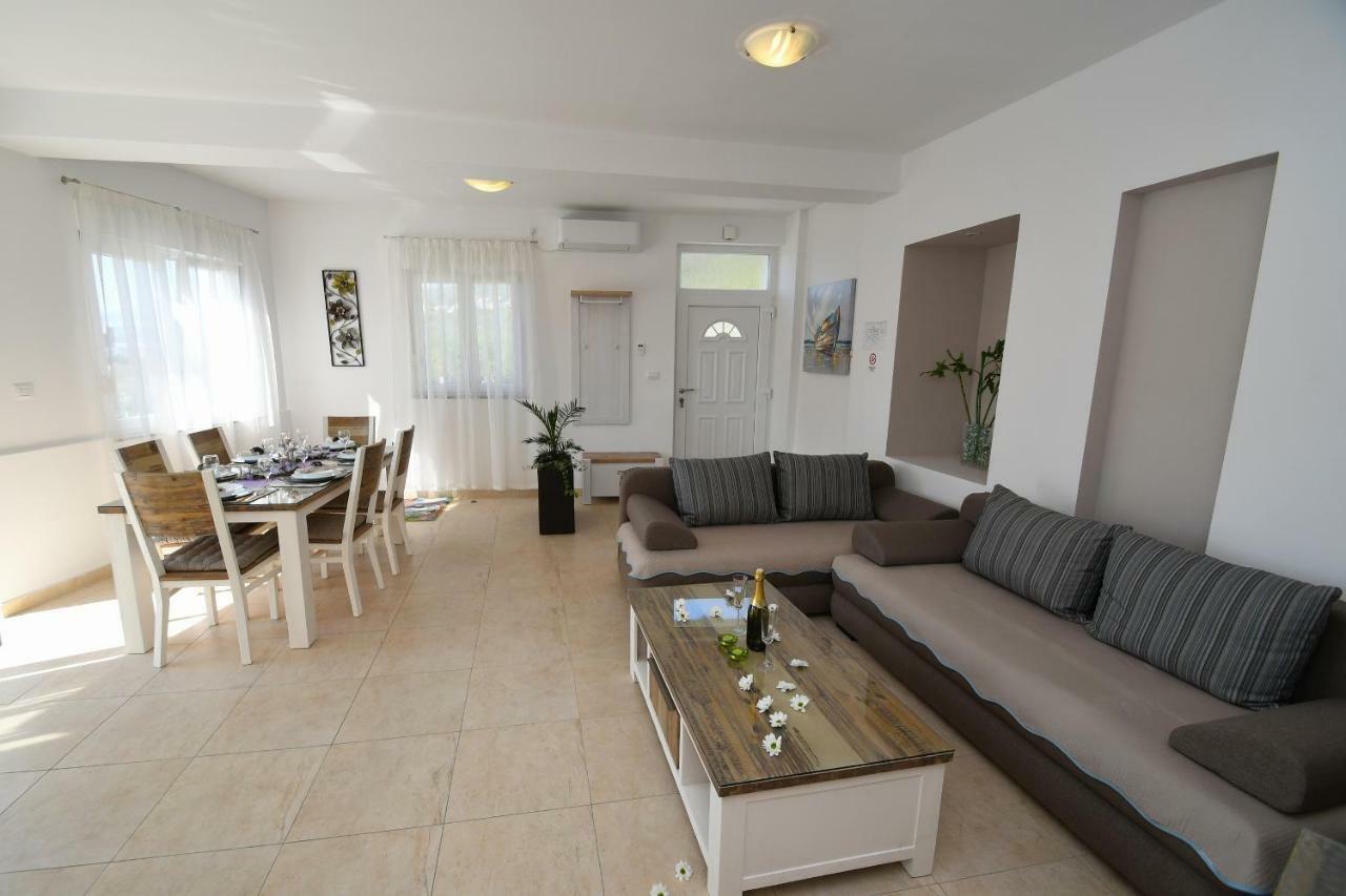 Apartment Libra With Sea View Opatija Eksteriør billede