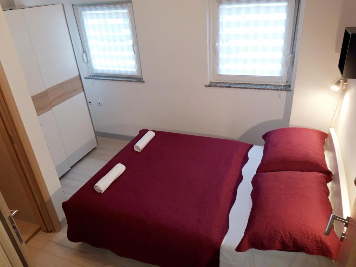 Apartment Libra With Sea View Opatija Eksteriør billede